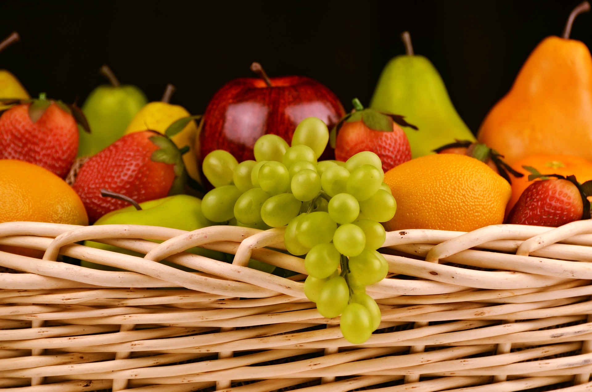 Hrana fruit basket 1114060 1920